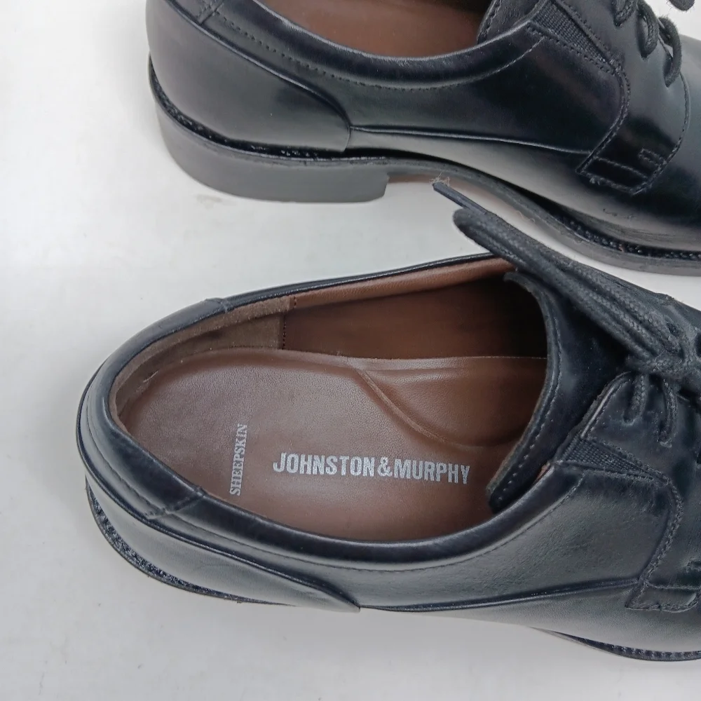 Johnston & Murphy Black Oxfords - Picture 9 of 11